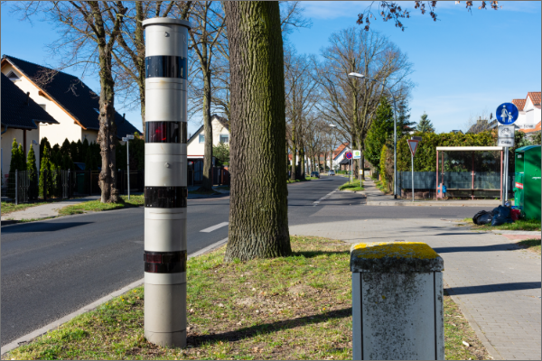 PoliScan FM1 Außengehäuse, Tower (City-Säule)